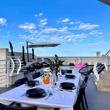 ヴィラ St Julians Hillside With Pool