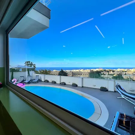 St Julians Hillside With Pool Villa *